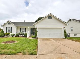 3538 Canyon Creek Dr, Saint Peters, MO