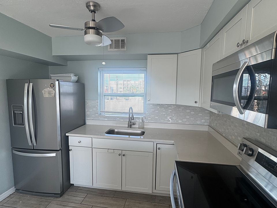 1st image of 21 30th St S #21