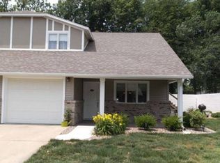 9 Stevenson Dr #A, Jacksonville, IL 62650