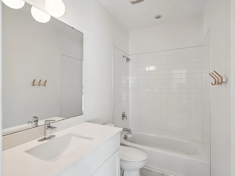 824 Toler Dr — Photo 24