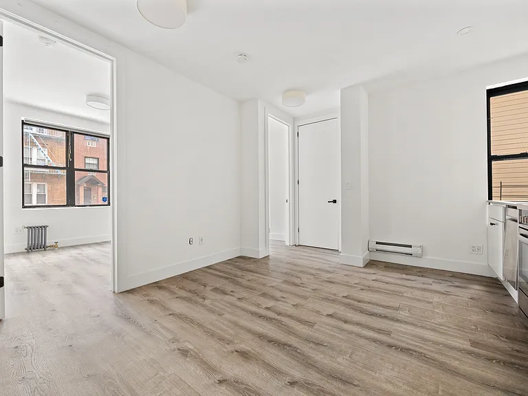 30-44 32nd St #A5 — Photo 3