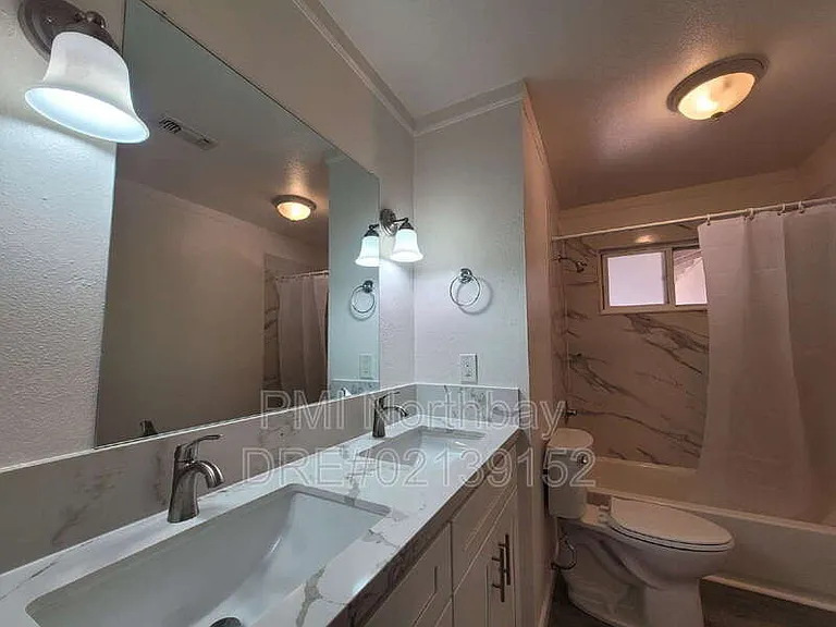 1325 Canterbury Dr — Photo 15