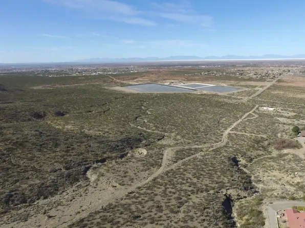 18 Canyon View Dr, La Luz, NM 88337