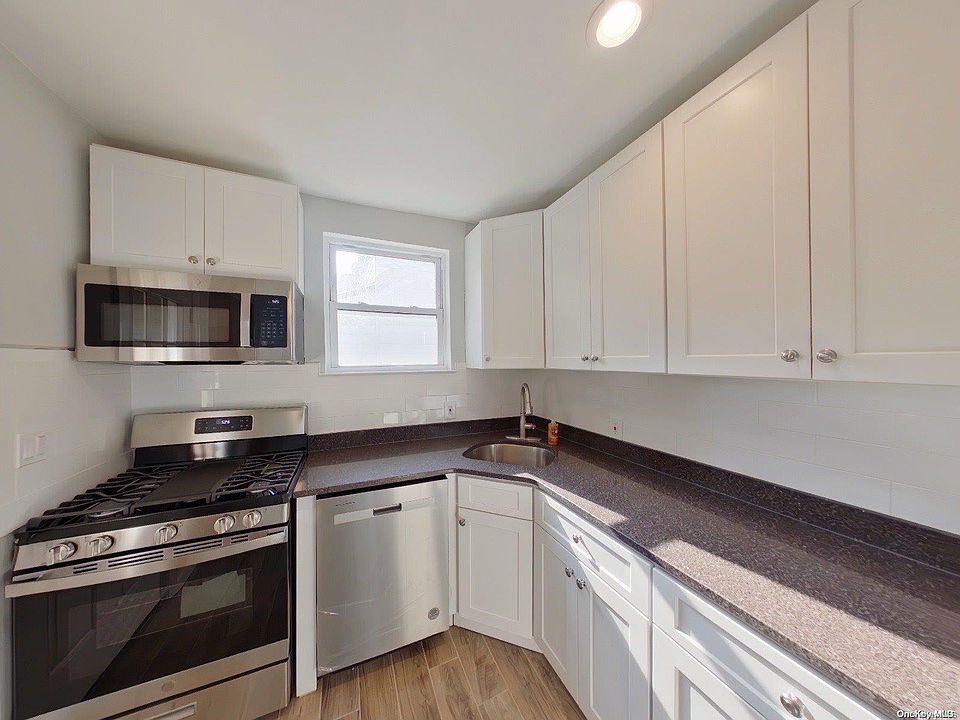 1st image of 22 Austral Avenue
