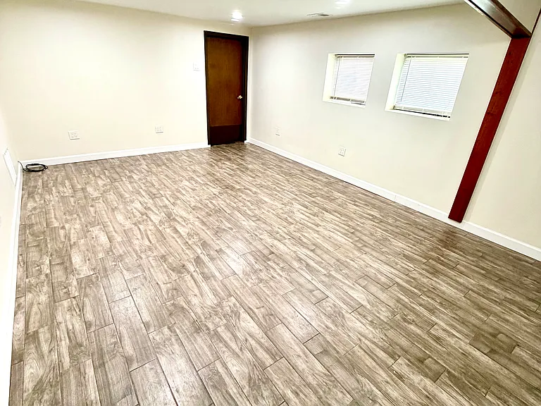 175 E Van Buren St #3 — Photo 8