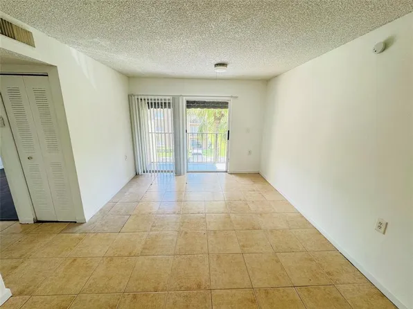1068 N Benoist Farms Road #302, West Palm Beach, FL 33411