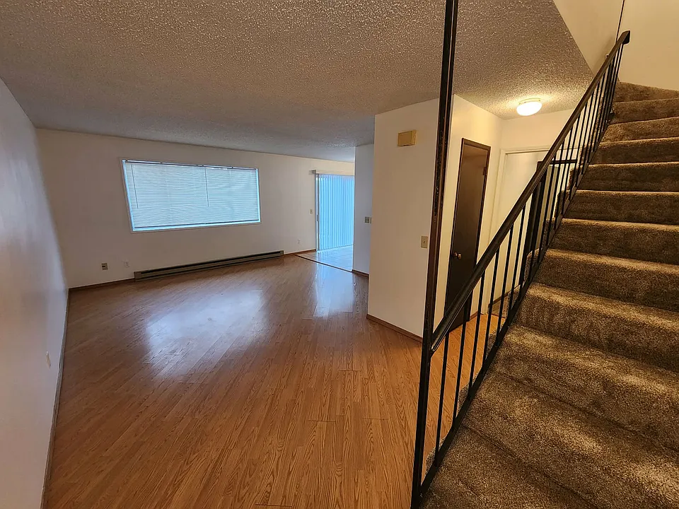 1214 E 3rd St #3