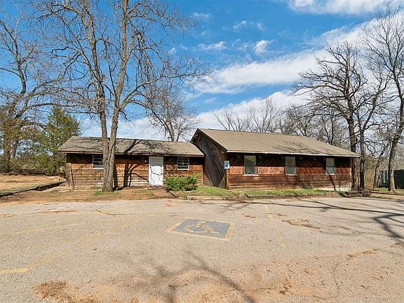 3rd image of 5000 S Hiwassee Rd