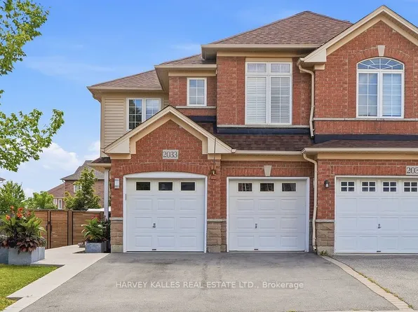 2033 Redstone Cres, Oakville, ON L6M 5B2