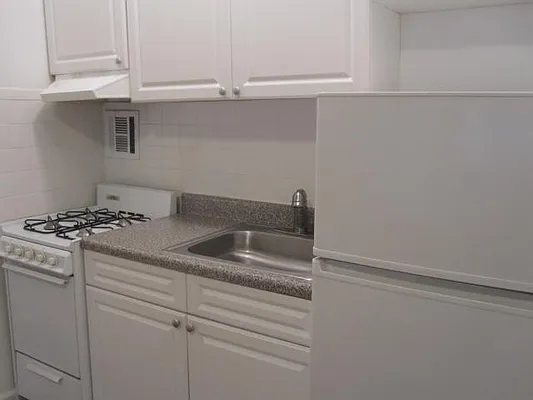 Rented by City & Suburban | media 10