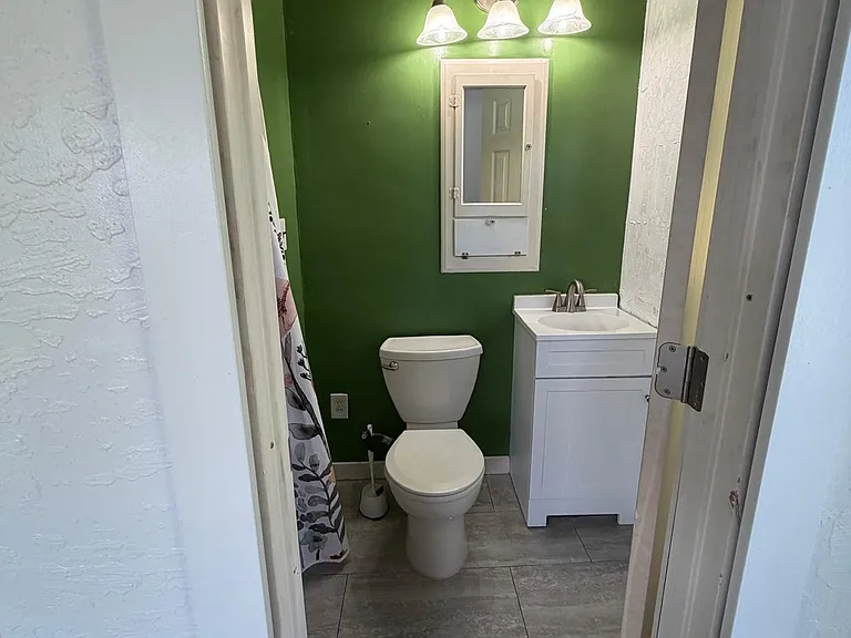 2158 Olive St — Photo 21