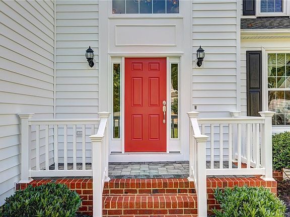 4th image of 5801 Maybrook Ct