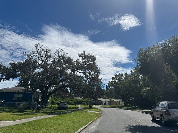 4th image of 2346 Grove St S