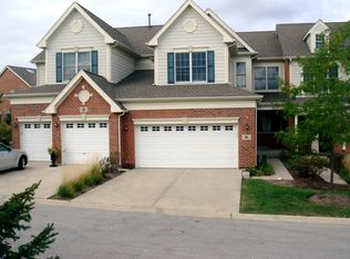 6 Red Tail Dr, Hawthorn Woods, IL 60047