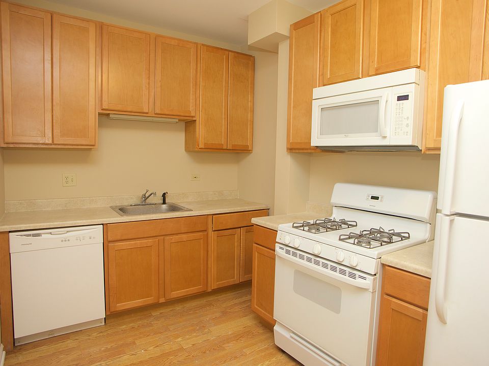 Kitchen is of a similar unit in the building