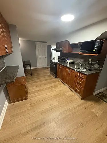51 William Honey Cres #BASEMENT Photo 1