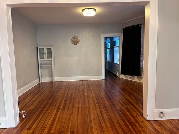 4th image of 68 Westfield Ave