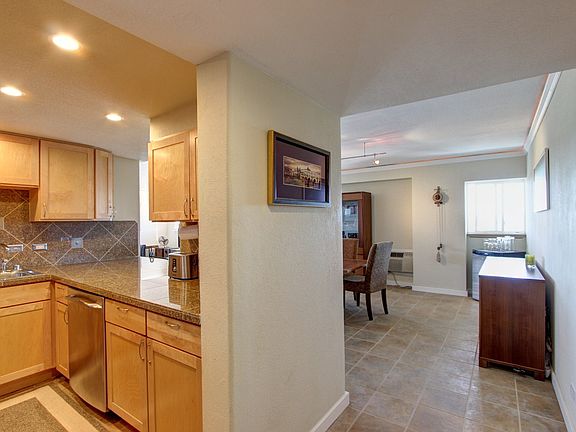 3rd image of 1029 E 8th Ave APT 1402