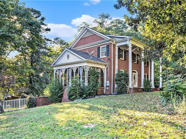 108 Buena Vista St, Winder, GA 30680