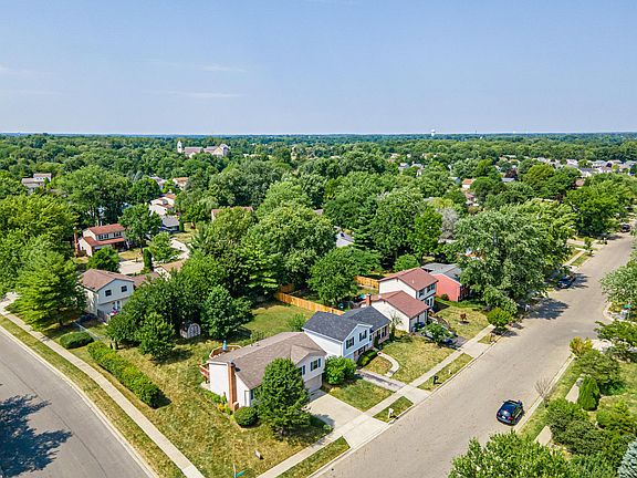 2nd image of 8761 Seabright Dr