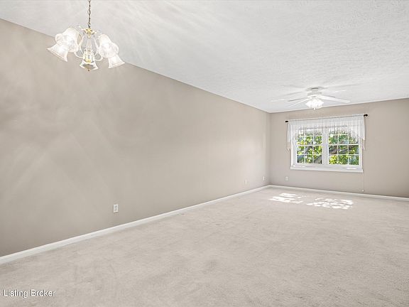 2nd image of 233 El Conquistador Pl #233