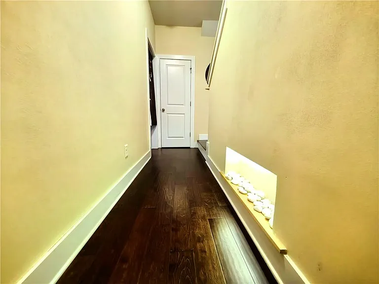 3797 Oxford Cir — Photo 21