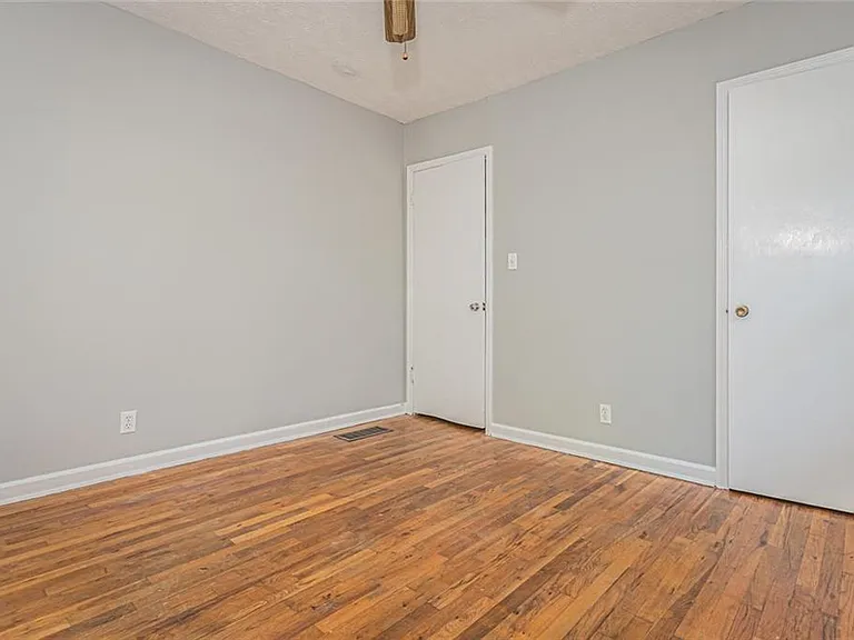 850 Red Barn Rd — Photo 20