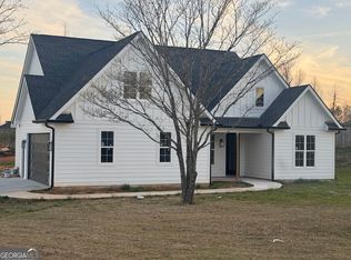 3 Timberland Trl, Newnan, GA 30263