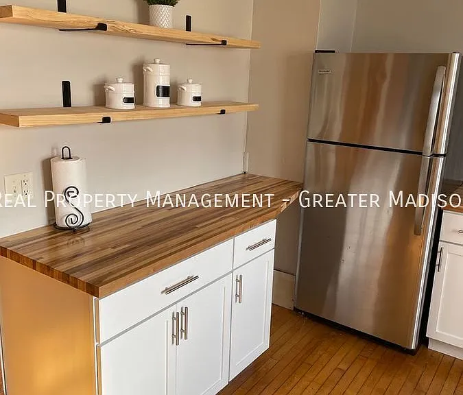 224 Dunning St #1 — Photo 12