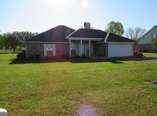8609 Eastwood Dr, Abbeville, LA 70510