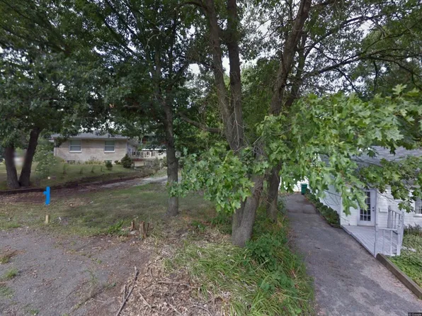 512 N Miami St, Gary, IN 46403