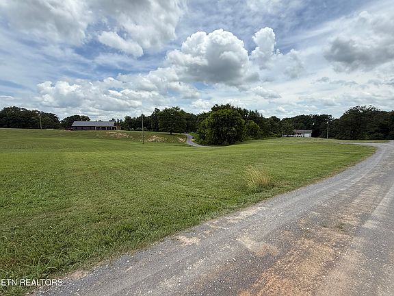 5th image of Richland Rd