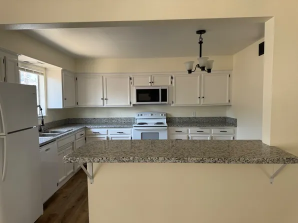 3318 E Sierra Madre Ave, Fresno, CA