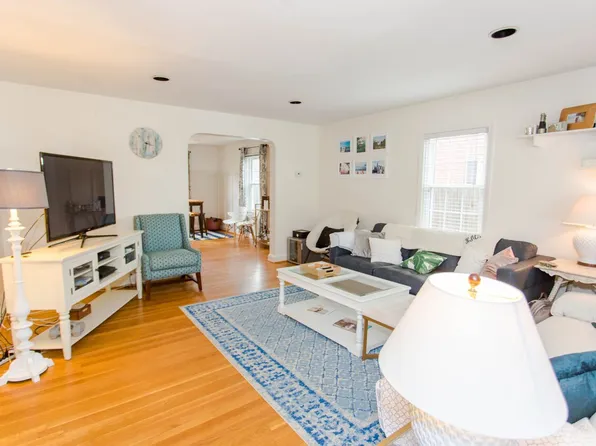 978 Radcliffe Rd, Towson, MD 21204