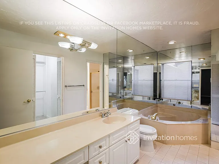 7045 Golf Pointe Cir — Photo 12