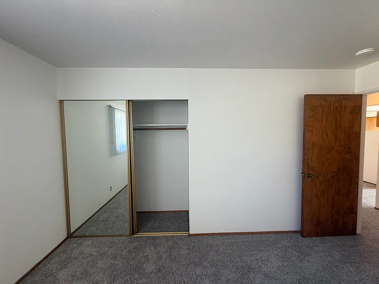 863 Commercial Ave #8 — Photo 8