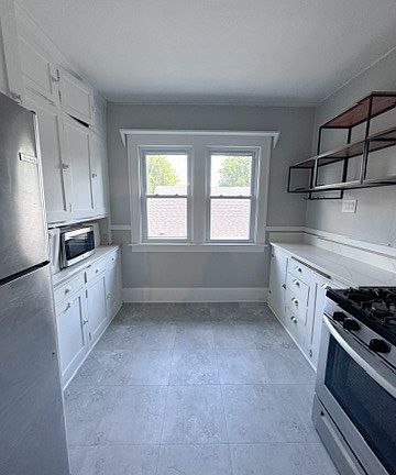 3rd image of 1381 Saint Clair Ave #2