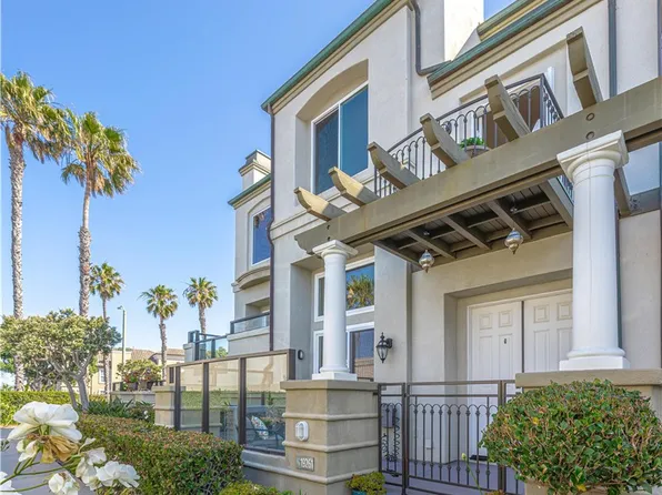 19261 Surfview Dr, Huntington Beach, CA 92648