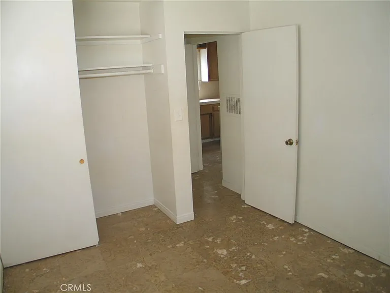 112 1/2 Pearl Ave — Photo 6