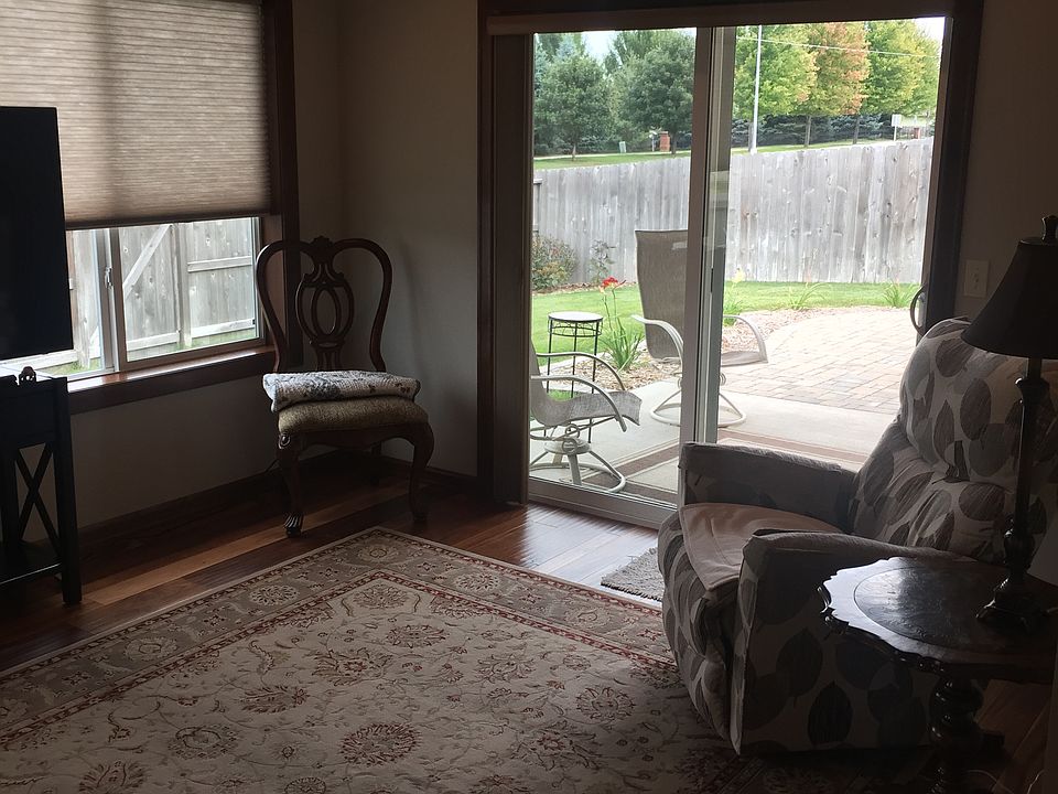 1st image of 1306 W Wicklow Ct