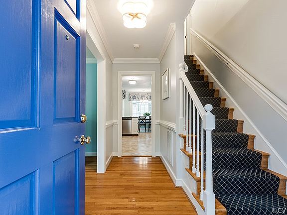 5th image of 9529 Pine Shadow Dr
