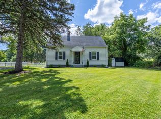 724 Moss Farms Rd, Cheshire, CT 06410