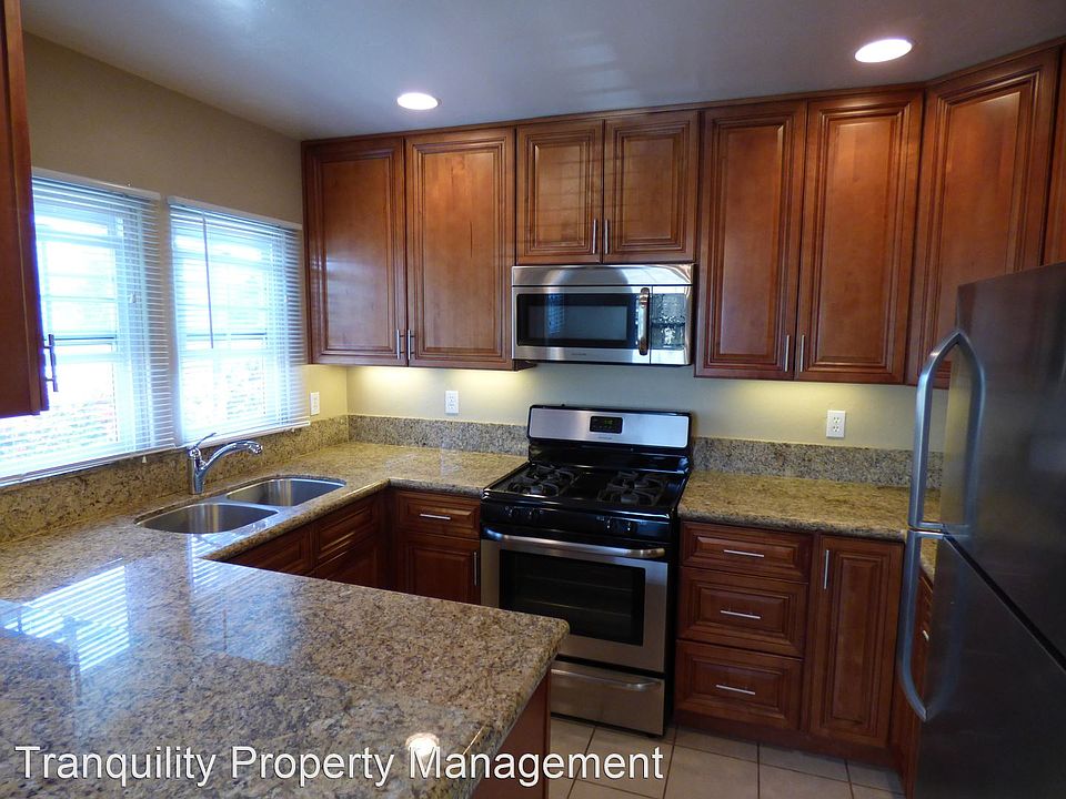 1st image of 2444 30th St APT 29