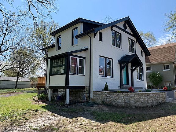 2nd image of 7316 La Veta Ave