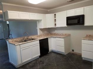 3201 Highview Ct, Granbury, TX 76049