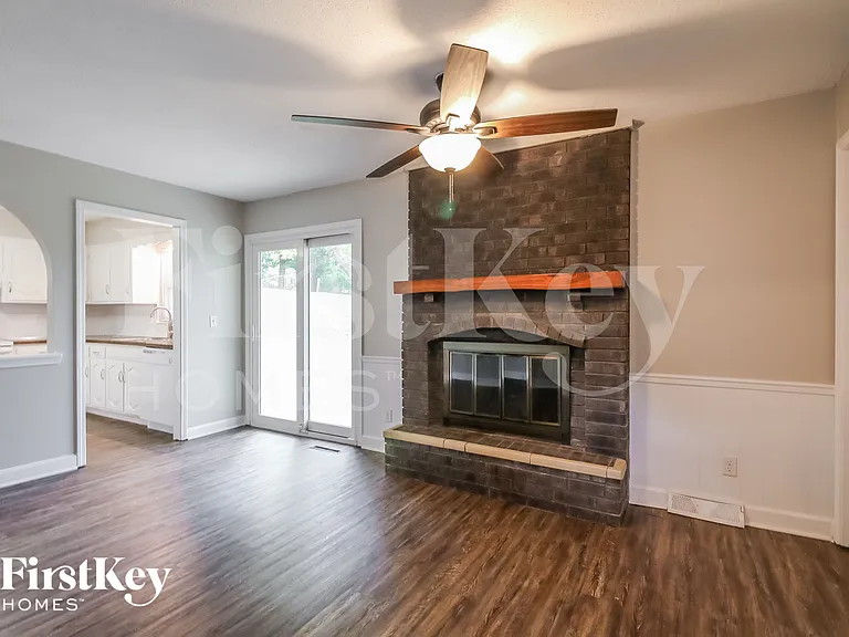 9805 N Cove View Ct — Photo 4