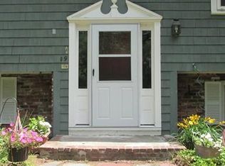 9 Highland Rd, Merrimac, MA 01860