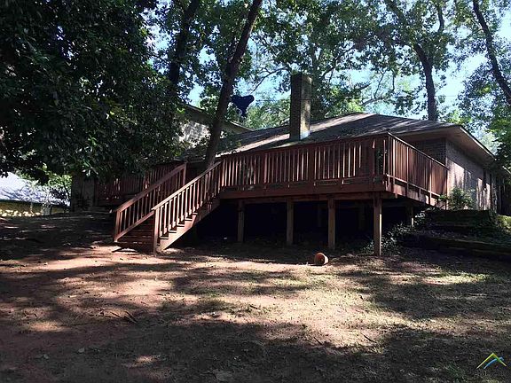 4th image of 305 Forest South Dr