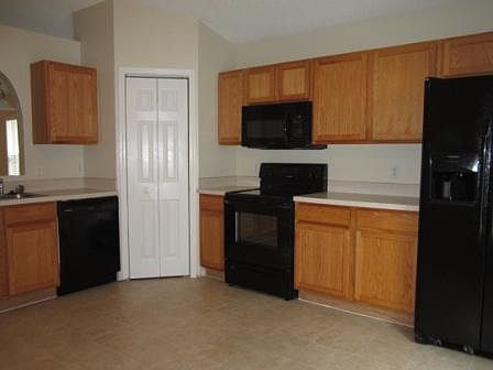 5th image of 6587 N Gentle Oaks Dr
