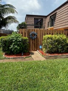 964 Springdale Circle, Palm Springs, FL, 33461